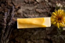 Load image into Gallery viewer, ***Lavender+Lemonade - Natural essential oil bar soap - Spring Collection